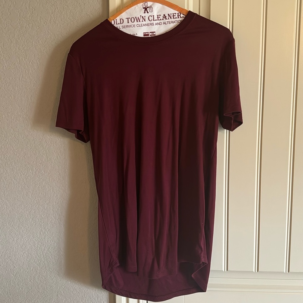 Zyia Claret Ribbed Crew T, Medium